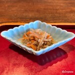 花龍 - 金平牛蒡に木耳と白滝を加えた副菜