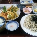 大円地山荘 - 天ざる1,296円♪