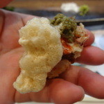 寿司栄 - 松葉蟹の身と肝に泡醤油