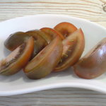 misora - 黒トマト　350円　※綺麗に切ってくれます