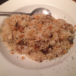 遊食屋 わらべえ - ガーリックバターチャーハン。ガーリックが効いてる。