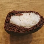 たねや - 2015 ちょこまん断面