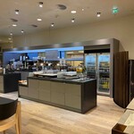 Austrian Business Lounge - 