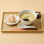 女川銀鮭広報部 - 鮭出汁ラーメン&おにぎりセット（女川銀鮭塩おにぎり）
