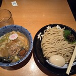 六厘舎 - 