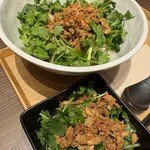 コムフォー - 国産パクチーまぜフォー、パクチーサラダ