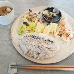 チャラン・ポラン - おばんざいプレート(2015/3/15)