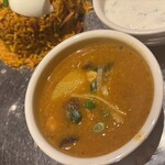 ASIAN RESTAURANT BASIL 丸之內Palace大樓店 - 