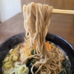 味の里 - 麺リフト

