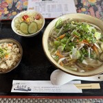 沖縄 美らそば - 料理写真:
