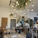 藁屋 - 
