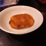 油そば専門店 ぶらぶら - コロッケ