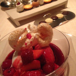 ベージュ アラン・デュカス 東京 - 