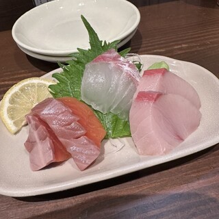 口コミ一覧 : おさかな屋オカピ - 東梅田/居酒屋 [食べログ]