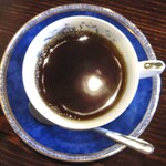 赤い屋根の喫茶店 駅舎 - りんごジャムーン珈琲