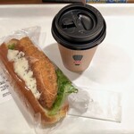 デイジイ - 料理写真:白身フライ、コーヒー