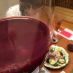 たらく うめ銀 - ワインで割った血