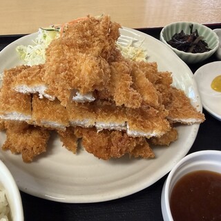口コミ一覧 : 金ちゃん食堂 - 東松山/食堂 [食べログ]