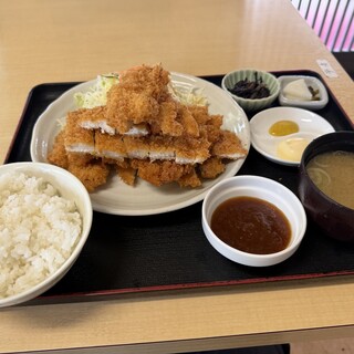 口コミ一覧 : 金ちゃん食堂 - 東松山/食堂 [食べログ]
