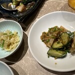ススキノリビング - 前菜／厚真産あつまいもの冷菜（左）、タコガシラと胡瓜のネギ山椒和え（右）