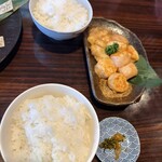 佐蔵 - 和牛ホルモン720円、和牛丸腸780円、ライス220円、（大）320円