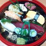 銀のさら - 料理写真:信濃一人前（イカ→マグロ、サーモン→炙りビントロ）