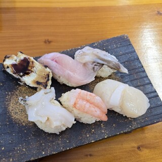 市場のすし屋_1