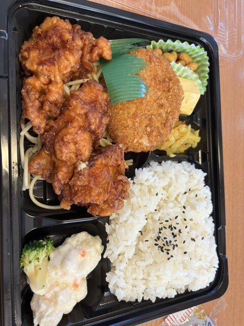 かじまちのお弁当箱 梶町店 （【旧店名】食卓工房 どんぶり専科