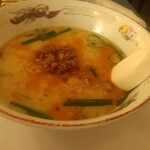 福家 - 豚骨台湾ラーメン半麺