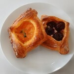 ピエール - みかんデニッシュ＆ダークチェリーデニッシュ