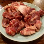 さっぽろジンギスカン 金の羊 - 新鮮な生ラム肉