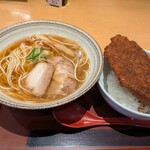 麦香 - 中華そばは少な目です。