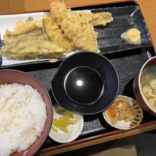 秋葉原 炉ばた 石くら_0