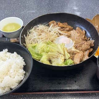 光玉母食堂 めし しんちゃん_1