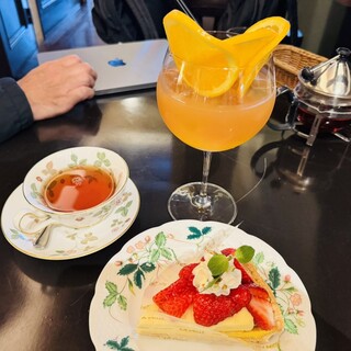 カフェ・ラ・ミル_1