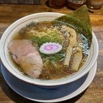 鶏そば 唆る 新瑞橋はなれ × 町中華 - 