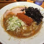 金沢濃厚煮干豚骨 伊乃心 - 