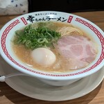 博多ラーメン専門店 幸ちゃんラーメン - 料理写真: