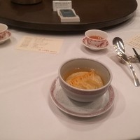 赤坂璃宮 赤坂本店 - フカヒレ入りスープ餃子