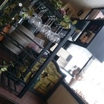 シェ・ウメツ - 店内。