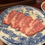 炭火焼肉 福わらひ - 黒毛和牛　上ヒレハーフ¥1400