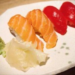大名古屋酒場 喰海 - サーモン握り、まぐろ握り