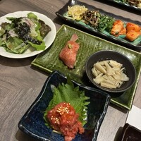 近江うし焼肉 にくTATSU 日本橋室町店 - 