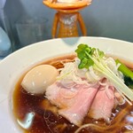 らぁ麺 はんにゃ - とても美しい盛りつけ♡
こういうキレイ系も好きですね◎