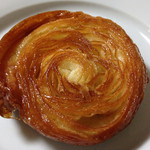 ゴントラン シェリエ - クイニーアマン（240円）