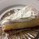 ゴントラン シェリエ - カマンベールチーズケーキ（430円）