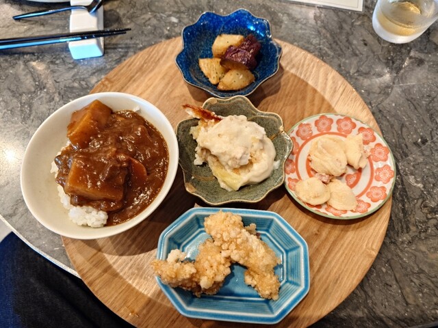 ミモザをいける人 北野町のキッチンにて モーニング｜ミモザキッチン