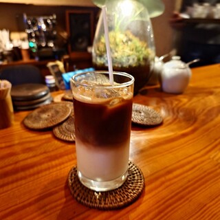 MOLE_1