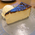 ESPRESSO D WORKS - （2026/4月）バスクチーズケーキ