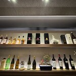 北海道 海の幸・山の幸 彩葉 - 店内酒棚